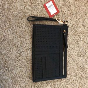 Black clutch with handle